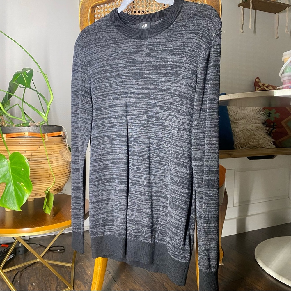 H&M Charcoal Knit Top M